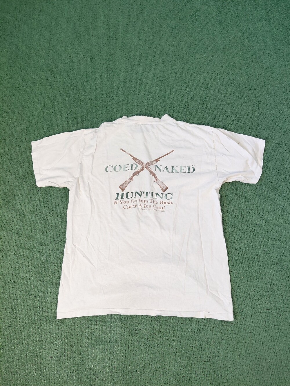 VINTAGE 1993 Coed Naked Hunting Funny 90's Outdoors White T Shirt Sz Large